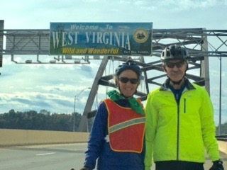 lynn-and-pete-just-before-crossing-into-wv